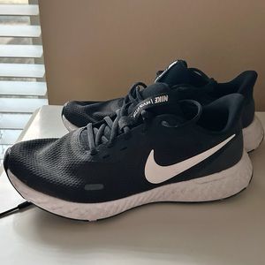 Nike Revolution Women’s Running Shoes - 9.5